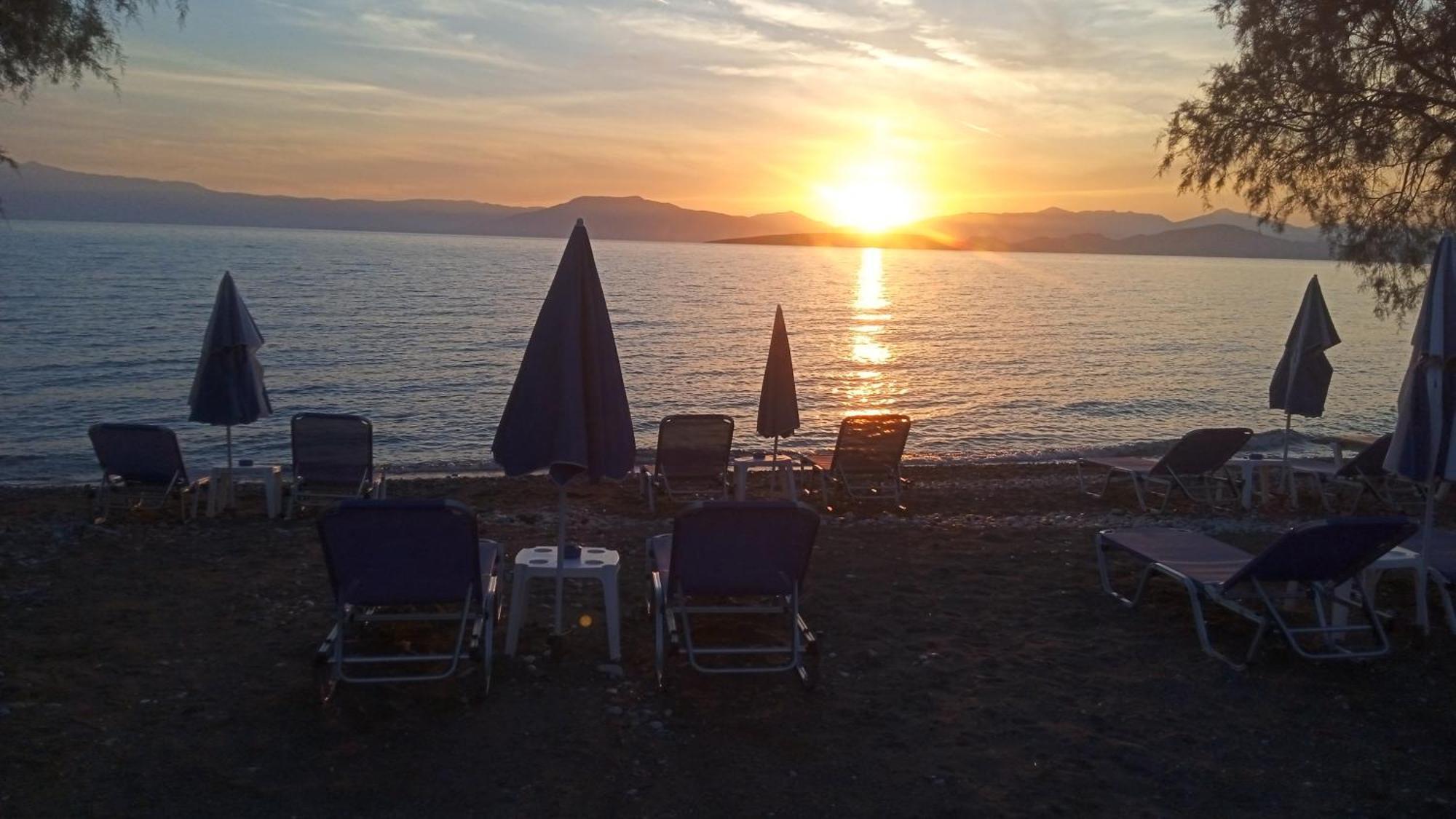 Vikos Beach Apartments Paralia Irion Экстерьер фото